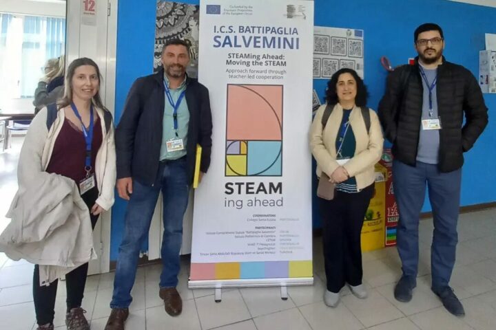 Docentes da ESEC participam em reunião do projeto “STEAMing Ahead” em Itália