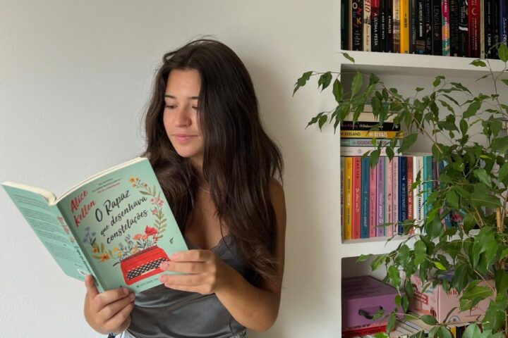 Maria Rita Matos, os livros e as leituras de uma booktoker que estuda Comunicação Organizacional