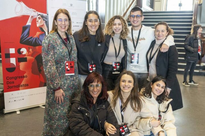 Equipa de docentes e estudantes da ESEC integra redação do 5º Congresso de Jornalistas