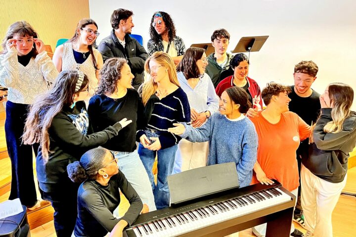Live Music & Poetry by Teatro e Educação